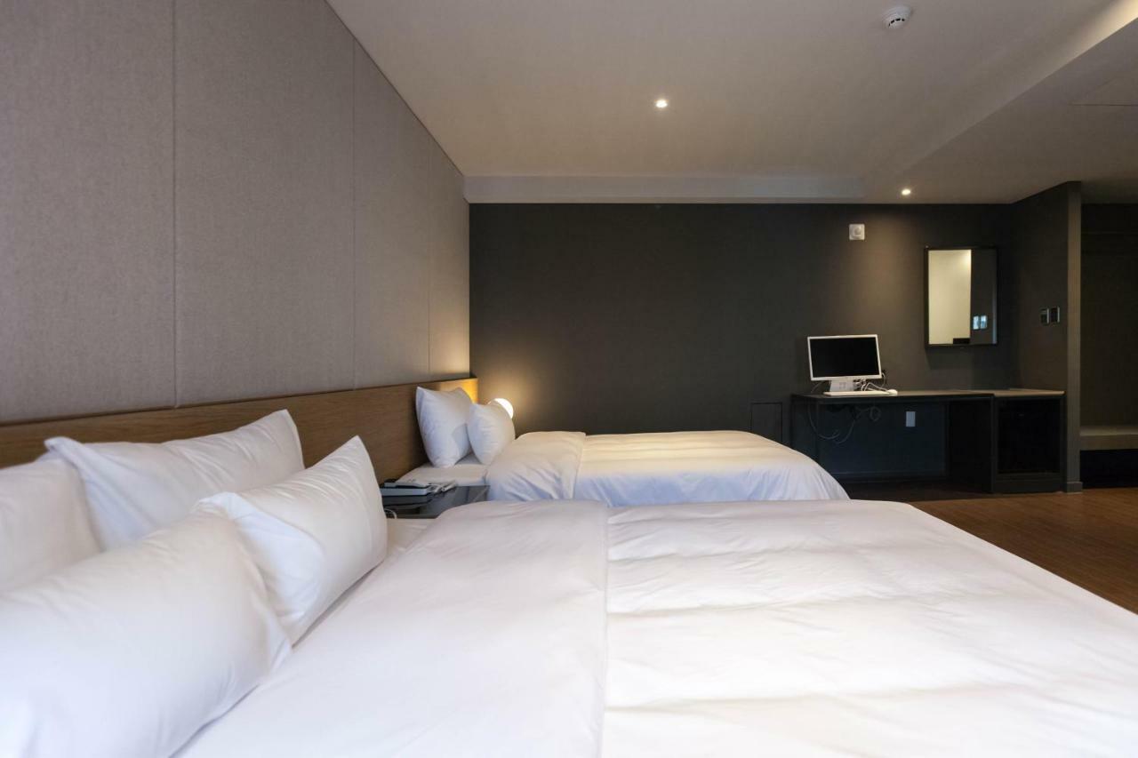 Brown-Dot Hotel Hadan Busan Eksteriør billede