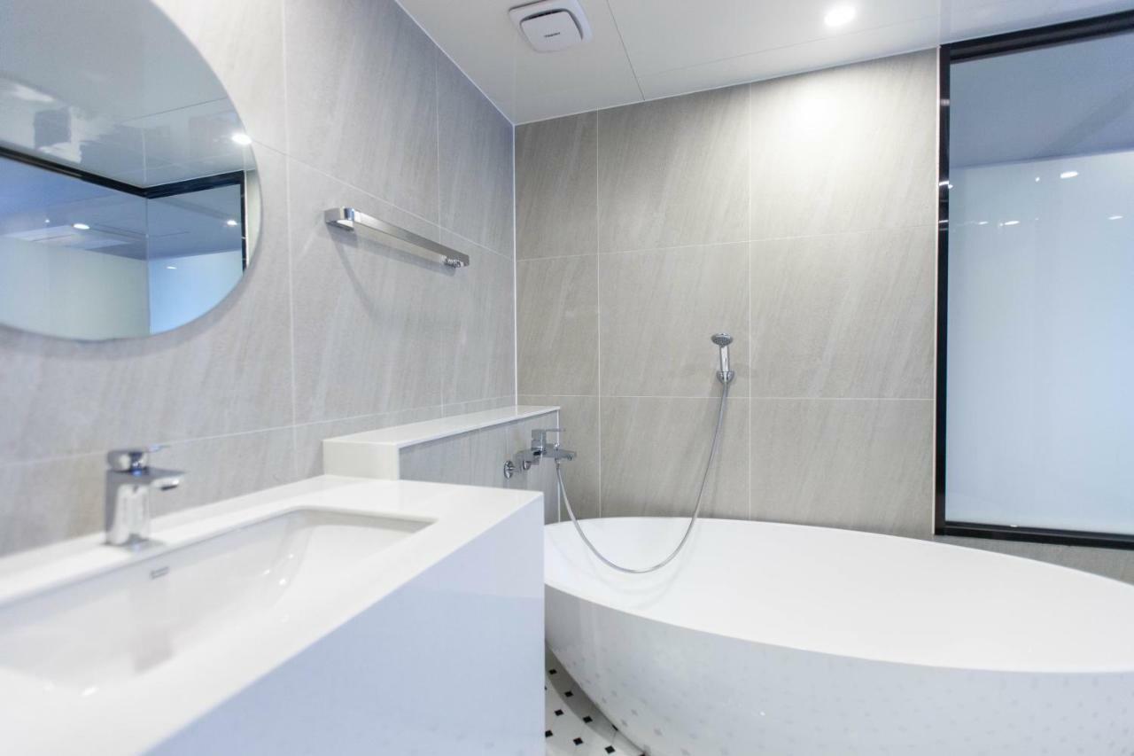 Brown-Dot Hotel Hadan Busan Eksteriør billede