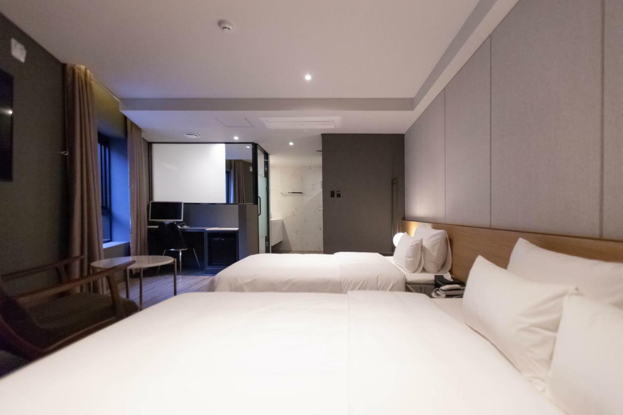Brown-Dot Hotel Hadan Busan Eksteriør billede