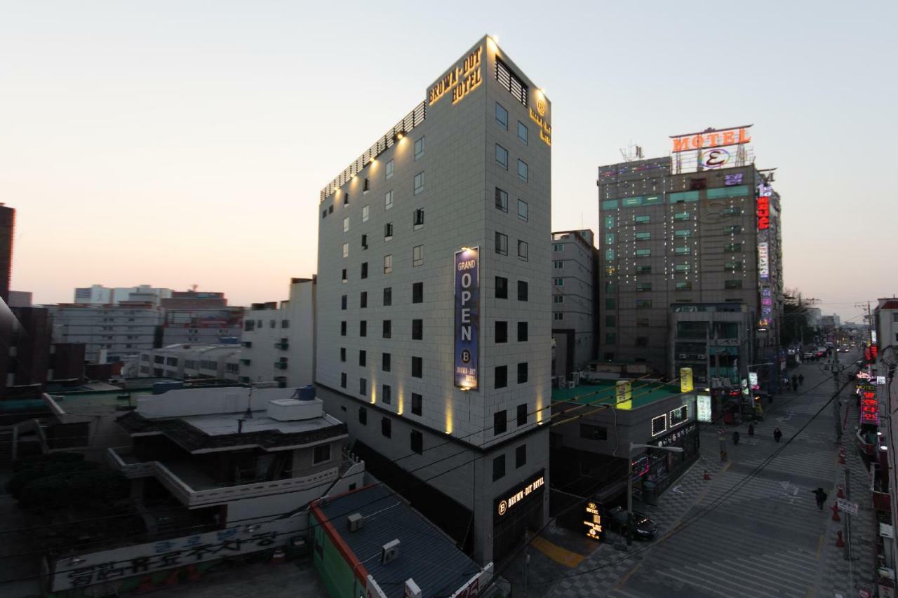 Brown-Dot Hotel Hadan Busan Eksteriør billede